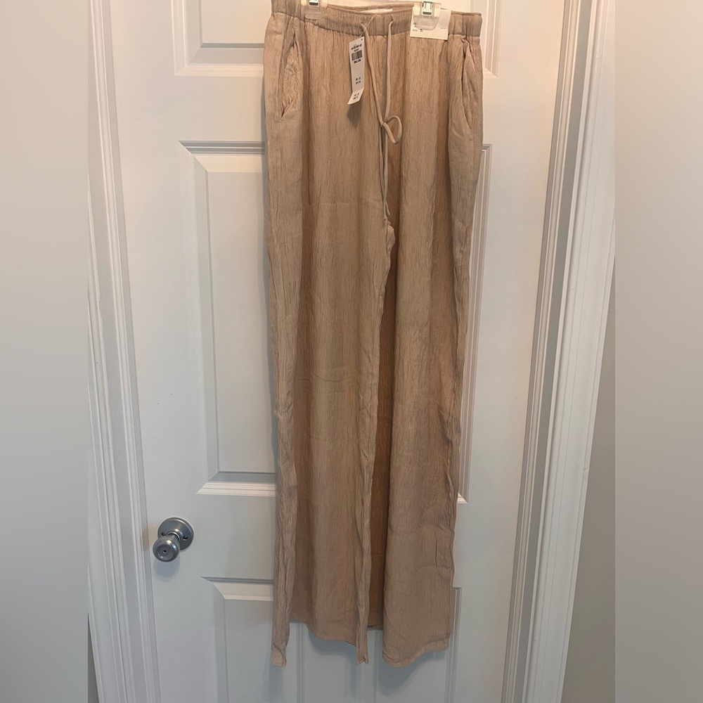 New with tags, size S, long, creped/linen pants
